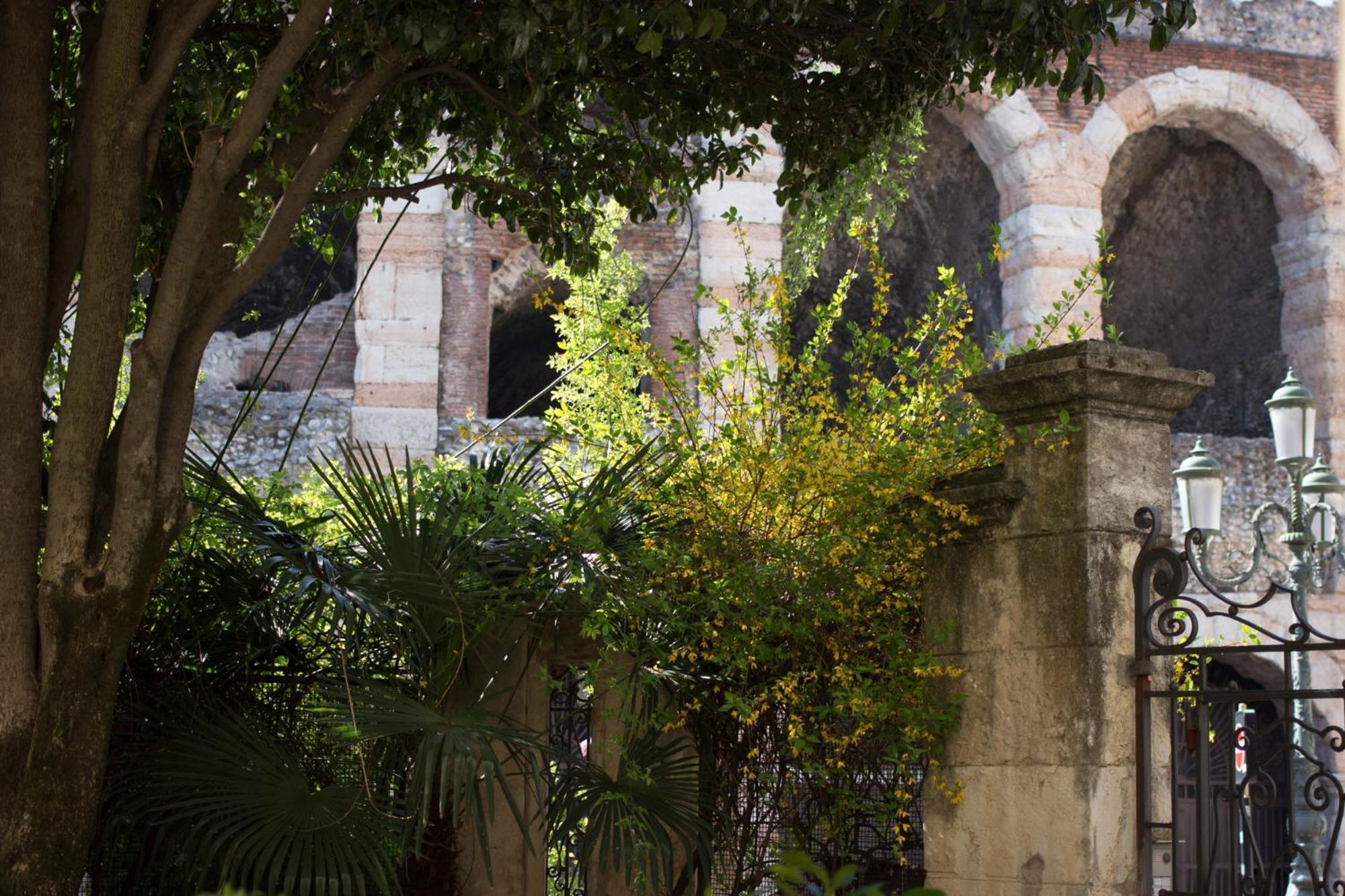 Arena Luxury Rooms Verona Exterior photo